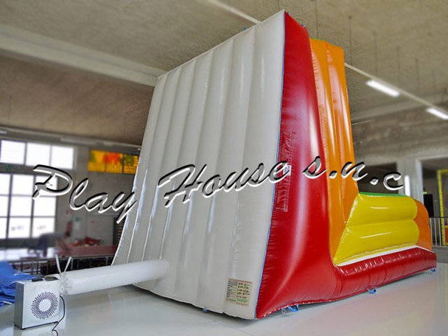 gioco-gonfiabile-sportivo-arrampicata-(3)5