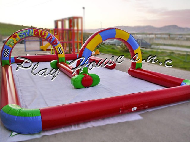 gonfiabile-sportivo-pista-quad-ludoteca-(4)
