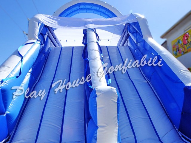 scivolo-gonfiabile-acquatico-(3)
