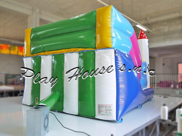 scivolo-gonfiabile-giochi-ludoteca-(2)