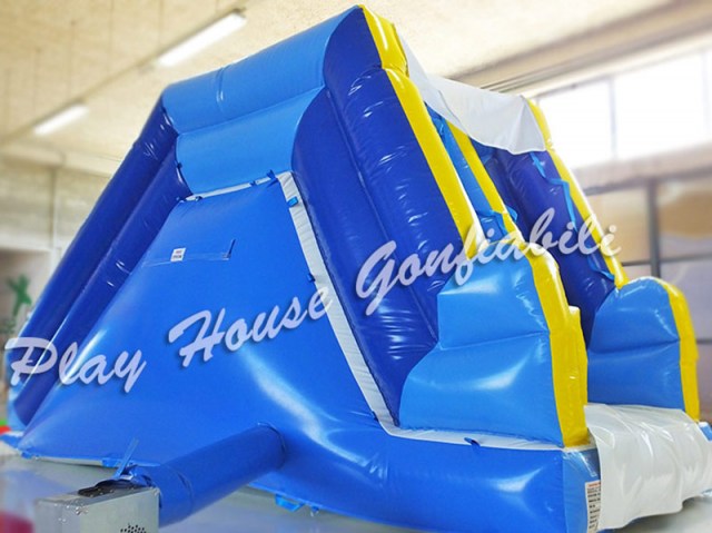 scivolo-gonfiabile-per-piscine-(2)